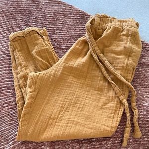 SO Paperbag Linen Pants